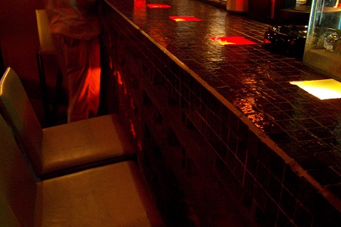 Room 32, restaurante tailandês e cocktail bar em Rosário, Argentina. Imagem: Fábio Brito (Arquivo Jeguiando)