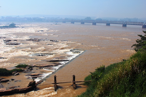 O Rio São Francisco visto de Buritizeiro, MG. Imagem: Janaína Calaça