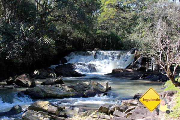 Cachoeira. Canto da Floresta Eco Resort, Amparo, SP. Imagem: Erik Pzado