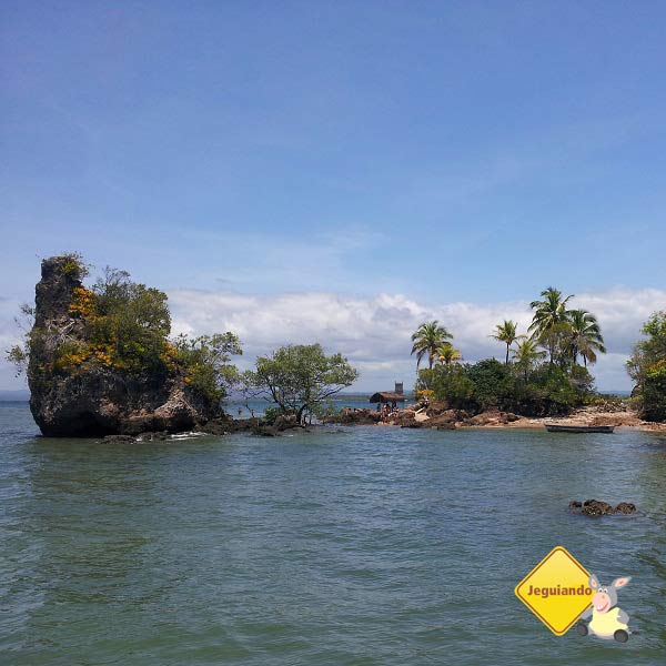 Ilha da Pedra Furada. Baía de Camamu, Bahia. Imagem: Janaína Calaça
