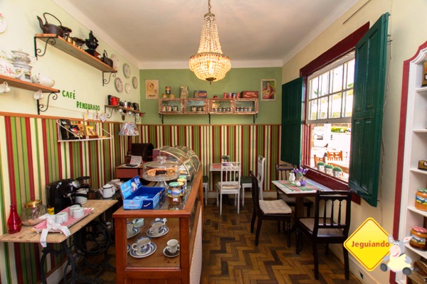 Casa do Sino - Café, brigaderia e antiquário em Tiradentes, MG. Imagem: Erik Pzado