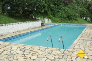 Piscina. Fazenda Serra do Vale, São Luiz do Paraitinga, SP. Imagem: Erik Pzado.