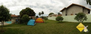 Área de camping. Bonito Hostel, Bonito, MS. Imagem: Erik Pzado