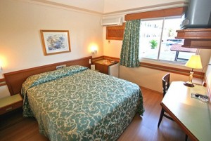 Apartamento para casal. Hotel Bella Itália, Foz do Iguaçu, PR. Imagem: Divulgação Hotel Bella Itália