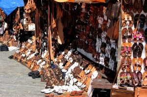 Feirinha de couro na Praça Castro Alves. Salvador, BA. Imagem: Janaína Calaça
