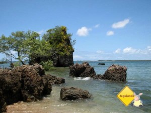 Ilha de Pedra Furada. Baía de Camamu, Bahia. Imagem: Janaína Calaça