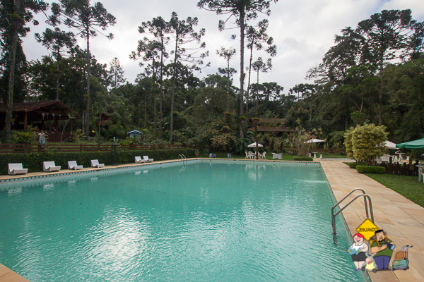 Piscina externa. Imagem: Erik Araújo