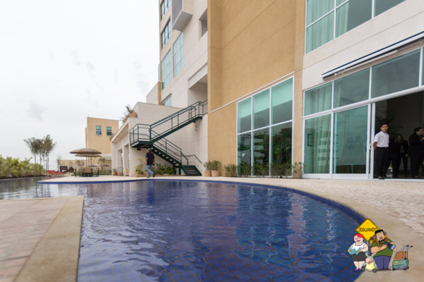 Área da Piscina. Imagem: Erik Araújo