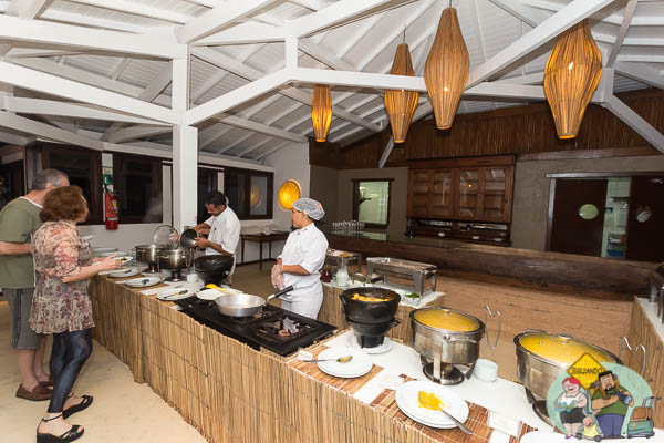 Degustação de culinária baiana. Imagem: Erik Araújo