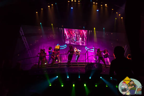 Musical no Coco Bongo. Imagem: Erik Araújo
