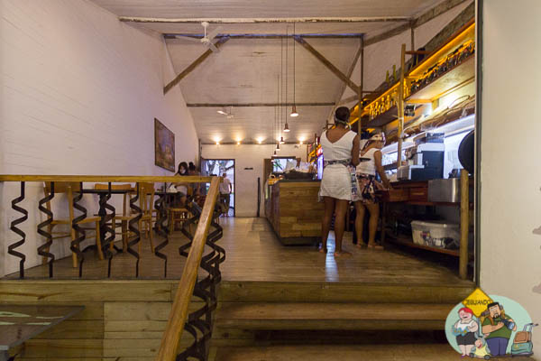 Salão frontal Café da Santa. Imagem: Erik Araújo