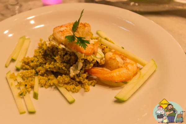 Couscous marroquino com camarão. Imagem: Erik Araújo